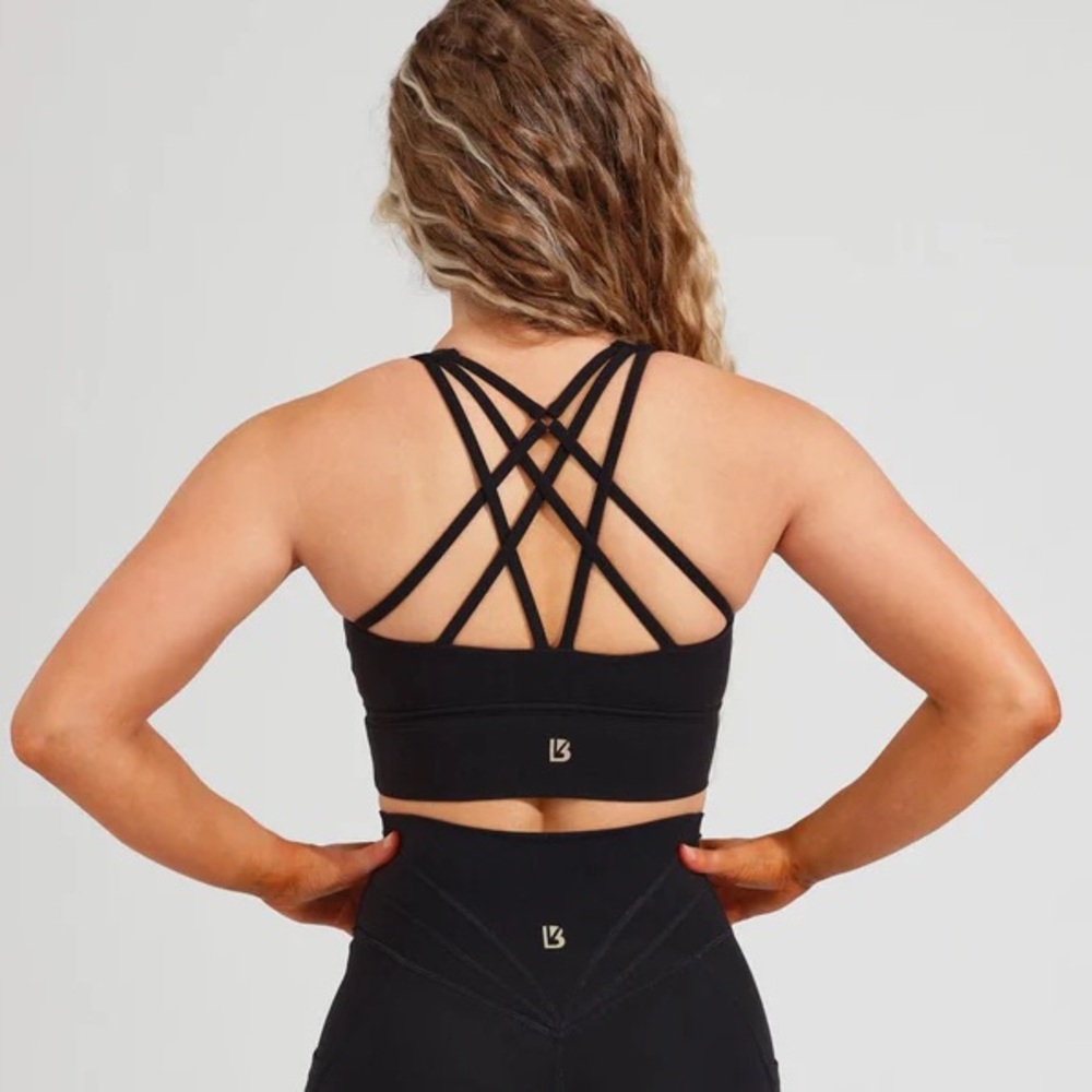 BuffBunny Revolution Sports Bra M